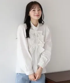 トリプルリボンデザインYシャツ とろみブラウス　白 BLUE EAST 個性的
