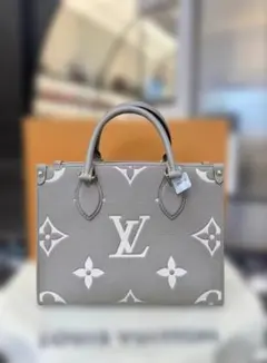 Louis Vuitton グレー ビジネスバッグ