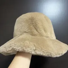 ベージュ ファーバケットハット ベージュ