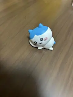 ハチワレ マスコット