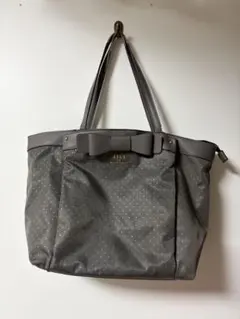 お買い得です！ジルスチュアート　ハンドバッグ　グレーA4サイズ
