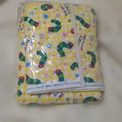 未使用　はらぺこあおむし　キルティング生地　1m