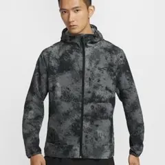 【新品未使用】ナイキ　ランニングウェア　Lサイズ