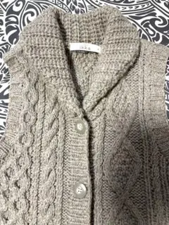 Item thumbnail for item 482a29b8-de60-4bd5-8018-dfdc42702db9