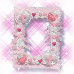 A179 硬質ケース トレカケース ホイップデコ B8 白 ピンク いちご