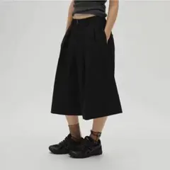 TODAYFUL Twill Bermuda Pants ブラックのサムネイル
