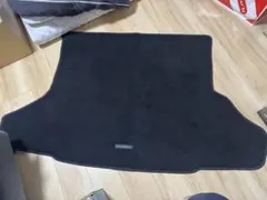 プリウス30 PHV トヨタ ラゲッジマット 純正品のサムネイル