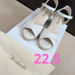 ★テチチ★Té chichi ★ウェッジソール ラメ ベージュ 22.5サンダルのサムネイル