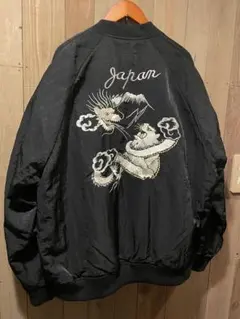 上質ナイロン 総刺繍スカジャン（黒×白龍虎）ワイドシルエット