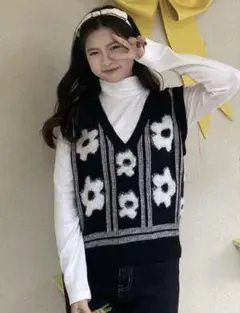 花柄ニットベスト Mサイズ 黒・白