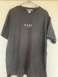 a crowd of rebellion Tシャツ