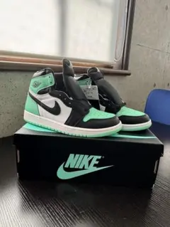 【新品未使用】NIKE エアジョーダン 1 High OG