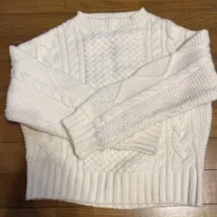 BEAUTY&YOUTH ケーブルニットセーター