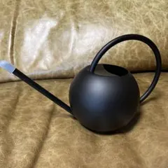 【ACTUS】WATERING CAN 1L ブラック じょうろのサムネイル