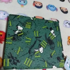 スヌーピー 二つ折り財布