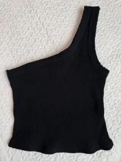 Urban Outfitters ワンショルダー タンクトップ ブラック Mのサムネイル