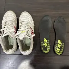 New Balance 442 サッカースパイク ホワイトのサムネイル