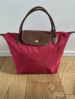 人気✨正規品　ロンシャン ルプリアージュS レッド　LONGCHAMPのサムネイル