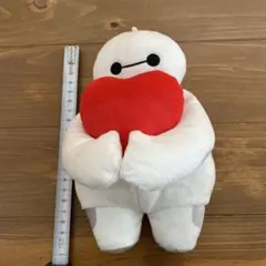 ✴︎お値下げしました　ベイマックス ぬいぐるみ ハート付き 約20cm