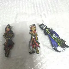 ツイステ　寮服　カリム　ジャミル　マレウス　ラバスト　一番くじ ディズニー