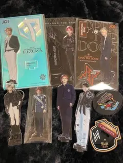 JO1 白岩瑠姫 アクリルスタンド アクリルキーホルダー