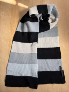 マークジェイコブス　マフラーのサムネイル