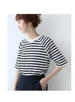 SIMPLICITE ボーダー ラグラン 半袖 Tシャツ　カットソー　白　黒のサムネイル