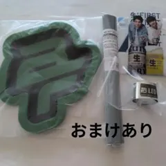 ♢BE:FIRST メガカプセル ラバートレイ タペストリー ガチャ 2個