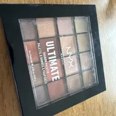 NYX アイシャドウ　USP03 WARM NEUTRALSのサムネイル