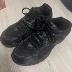 ニューバランス 725 スニーカー