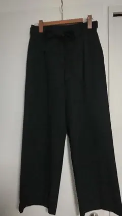 黒 ガウチョパンツ スラックス　リボン付き
