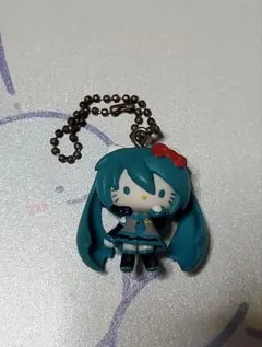 初音ミク ハローキティ コラボ キーホルダー - メルカリ