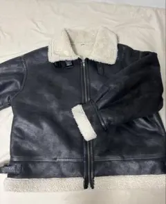 ボア襟付き黒レザージャケット　ムートン