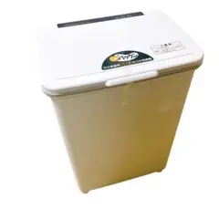 Item thumbnail for item c10121b5-fef7-48d7-b54a-8d49539a579c