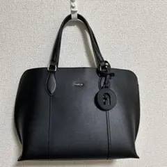 Item thumbnail for item 71b6c7fe-8ef7-45eb-b885-a630b8b60796