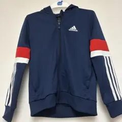 美品　アディダス ジャージ上のみ　130