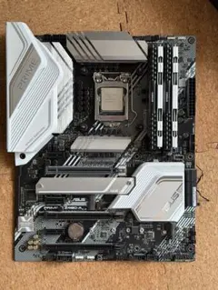 i9 10900f. ASRock Z590 PRO4 マザーボード 本体 - メルカリ