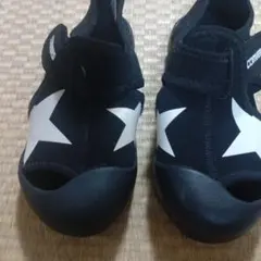 CONVERSE 星柄サンダル ブラックのサムネイル