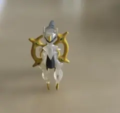 ポケモン　フィギュア　アルセウス　クリア