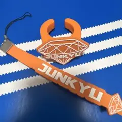 treasure ジュンギュ トゥライトアクセサリー