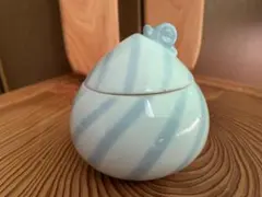 かたつむり　蓋付き小鉢 陶器 容器　小物入れ　置物