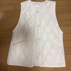 キルティングベスト　アイボリー　INGNI