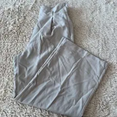 GU ワイドパンツ