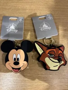 DISNEY STORE　 新品タグ付　ボイスキーホルダー　ミッキーのみ