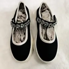 Item thumbnail for item 81429aa1-5f39-4092-9f1e-f437279adb86