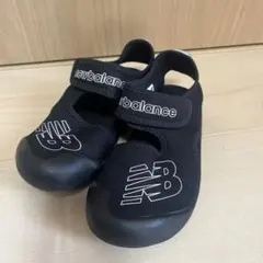 ニューバランス　キッズ　サンダル