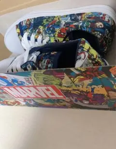 【新品未開封】marvel プラチナムザッカスニーカー