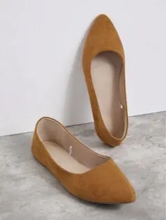 フラットシューズ ブラウン