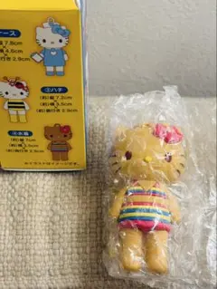 ハローキティ展　シークレットマスコットチャームB　水着キティ　日焼けキティ