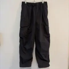 ユニクロ　ワイドパラシュートカーゴパンツ　黒　Sサイズ